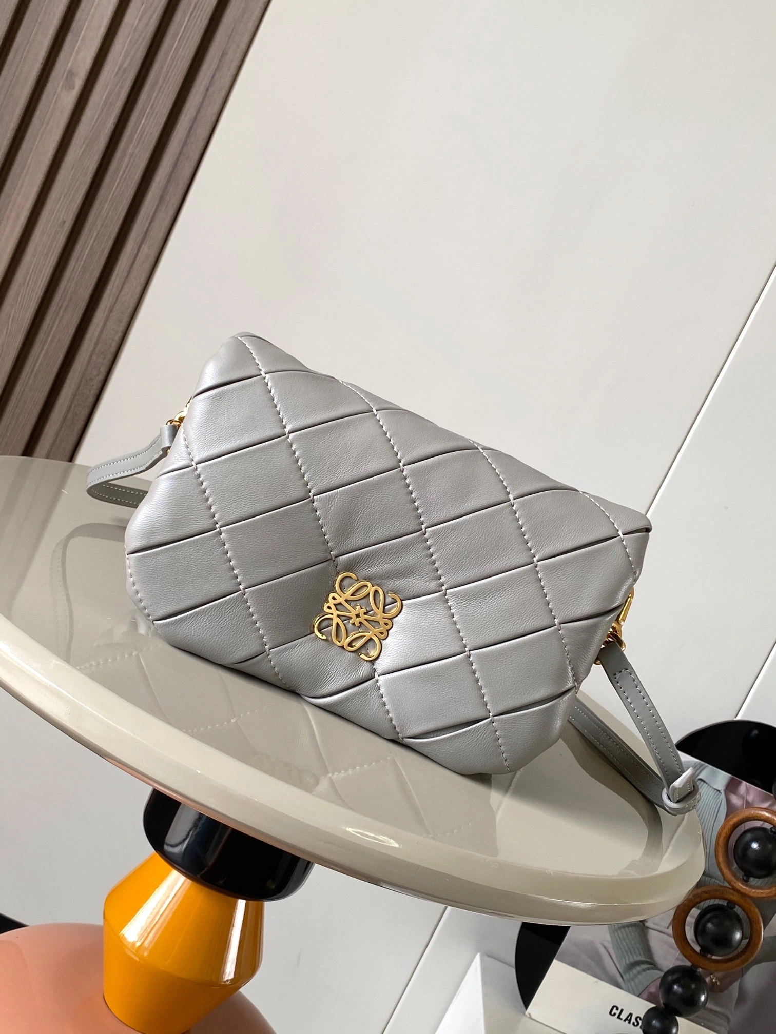 Loewe Satchel Bags Classic 71906