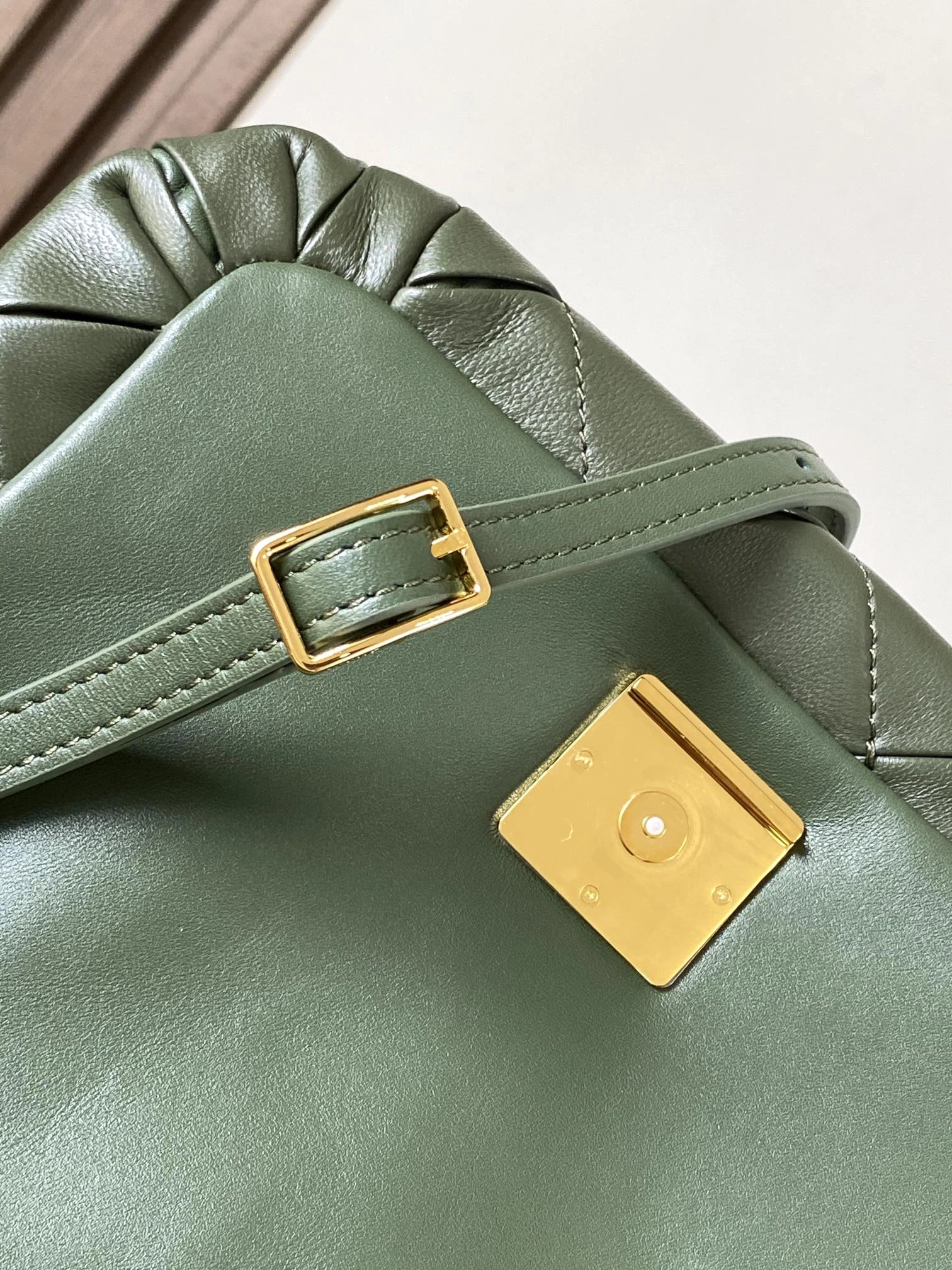 Loewe Satchel Bags SunProtective 71908