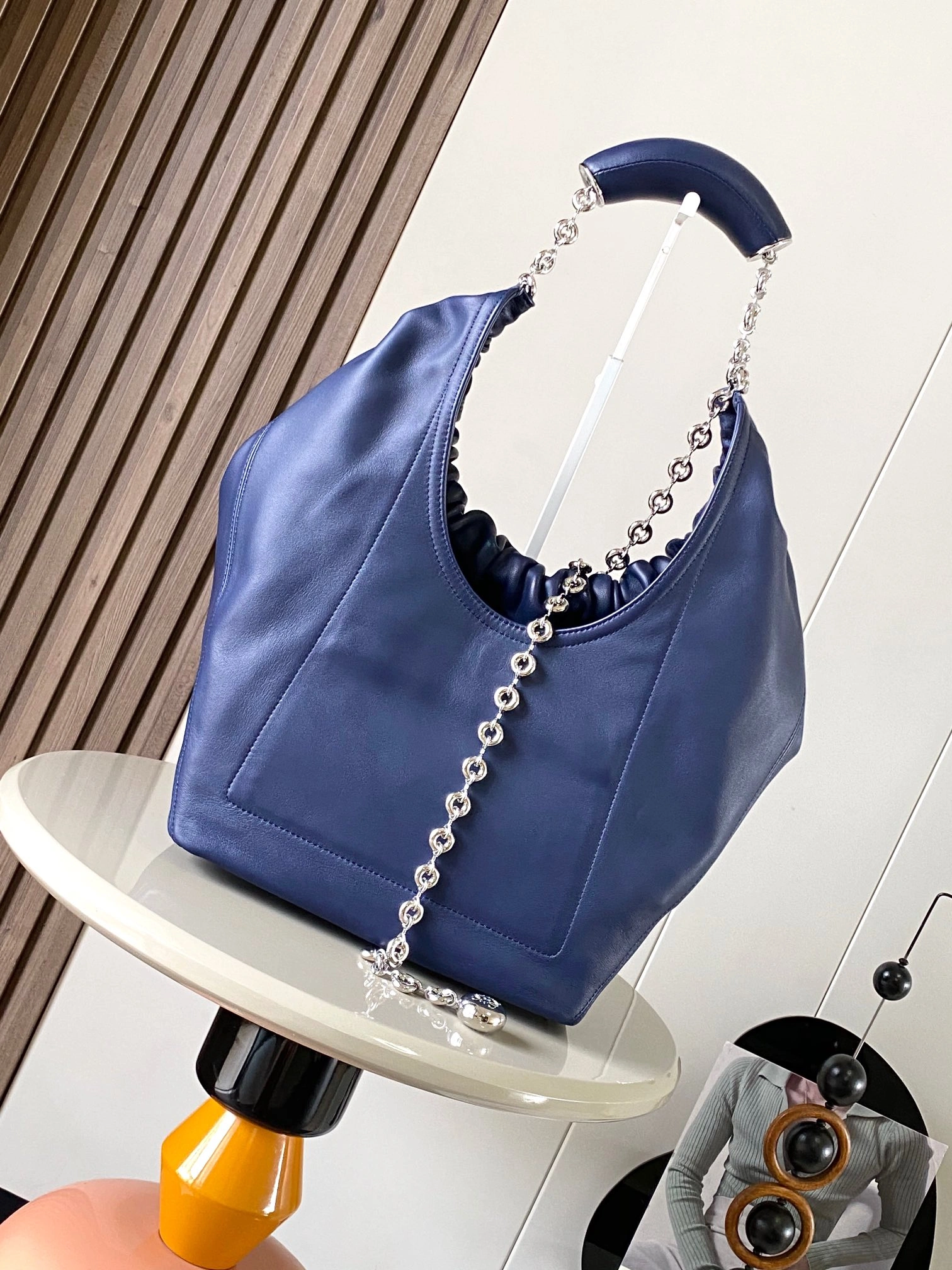 Loewe Satchel Bags Trendsetting 71899