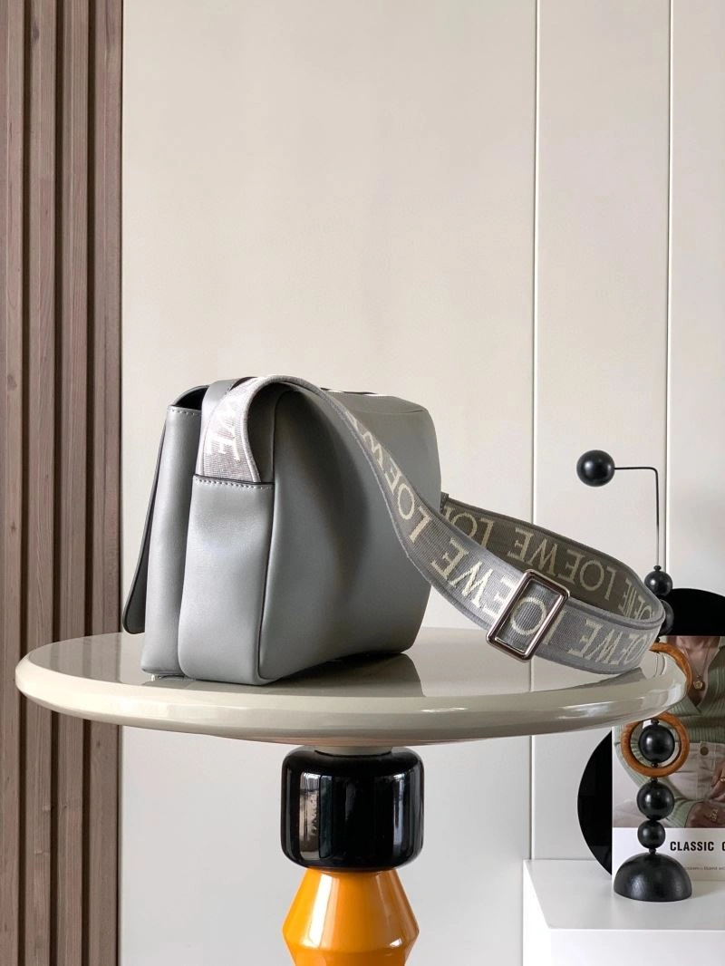 Youthful Loewe Satchel Bags 61178
