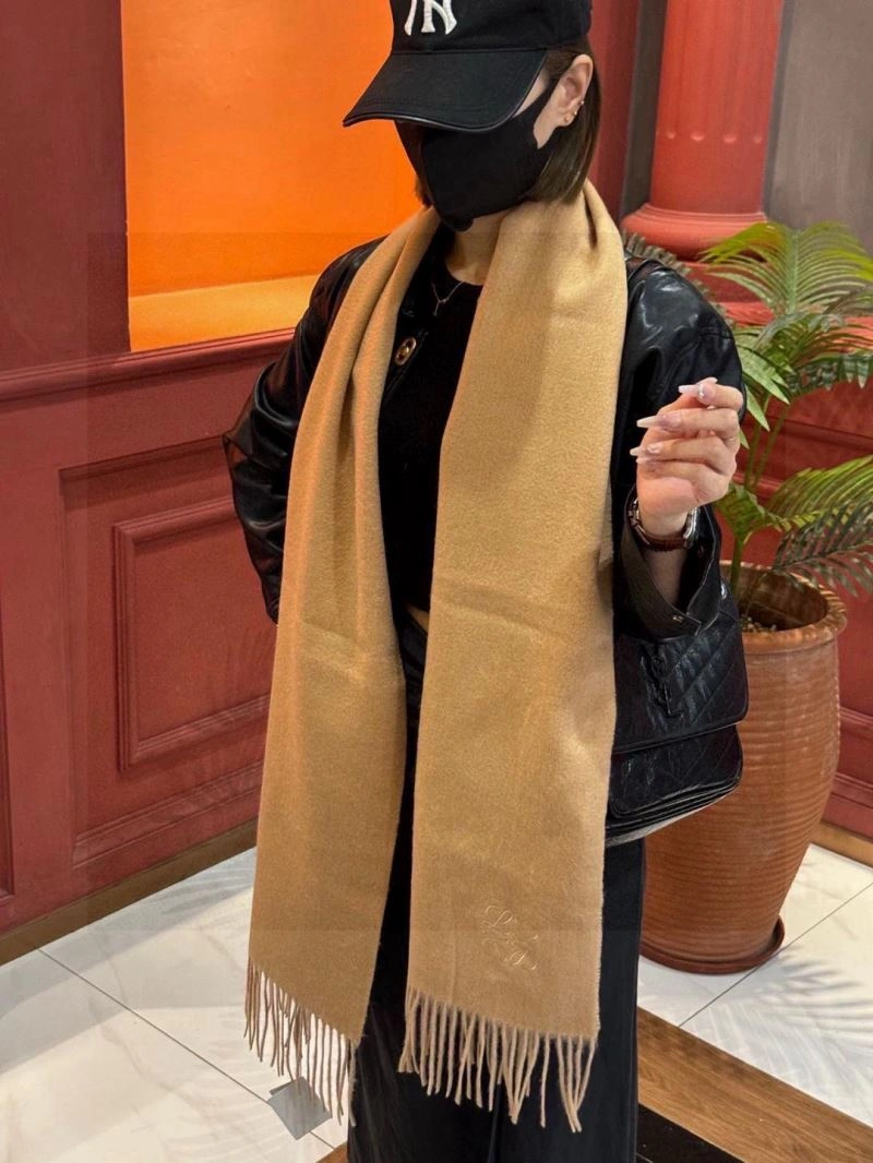 HighPerformance Loewe Scarf 270949