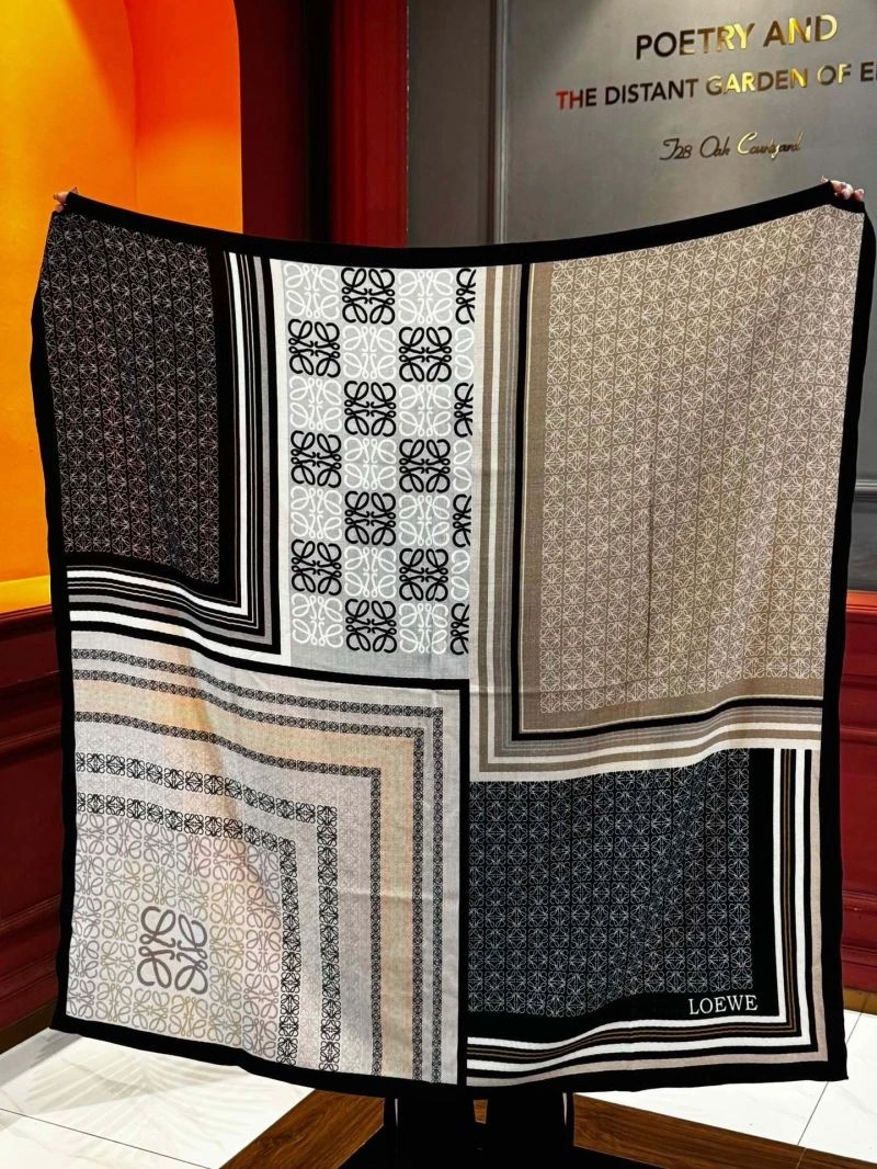 Loewe Scarf Classic 271493