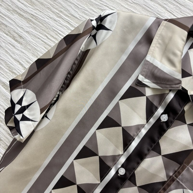 Sporty Loewe Shirts 151681