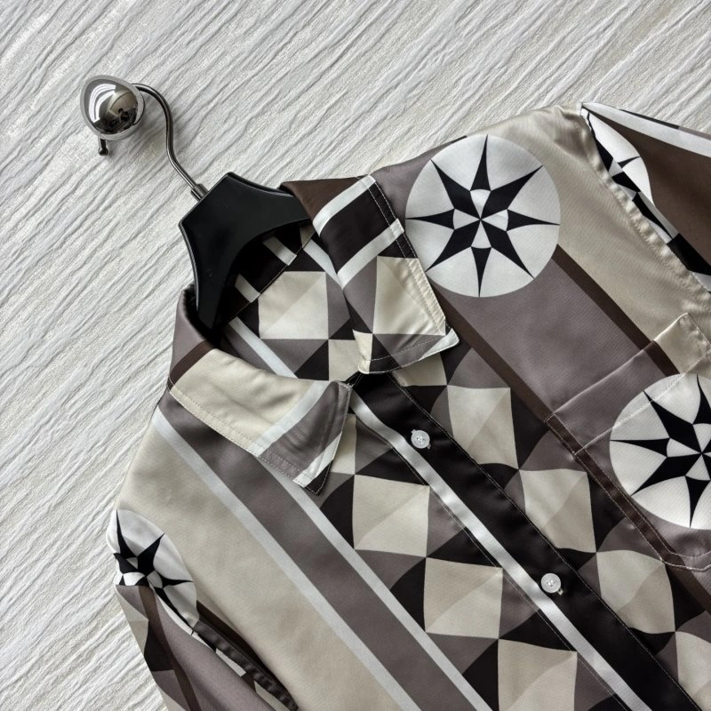 Sporty Loewe Shirts 151681
