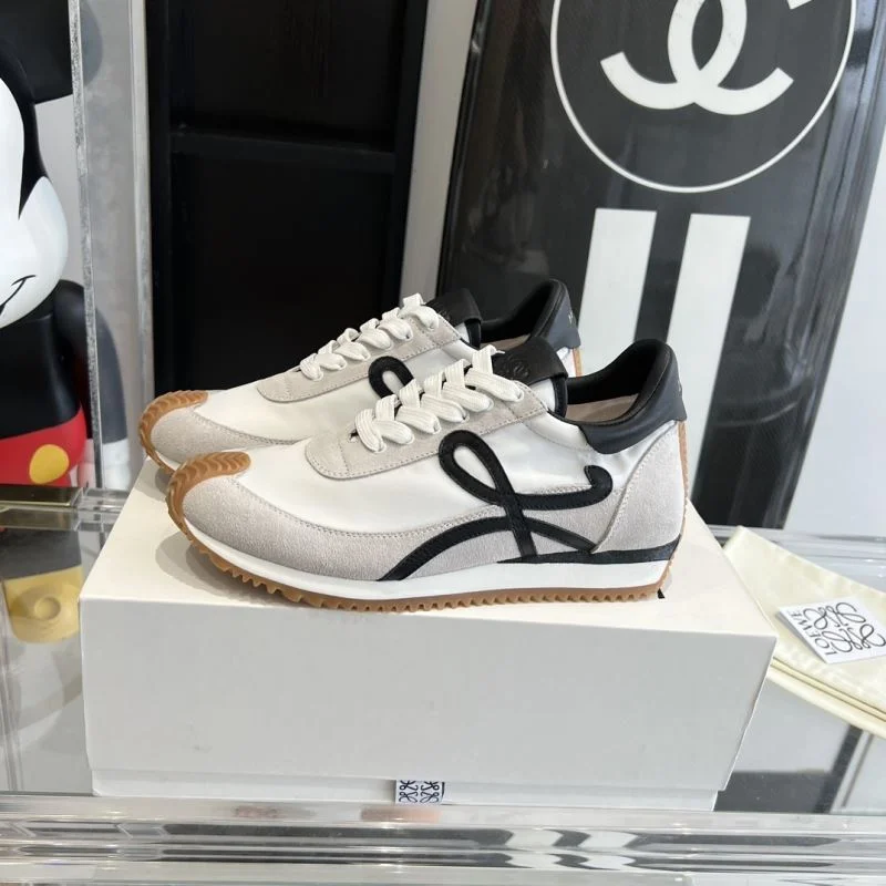 Sleek Loewe Shoes 7799
