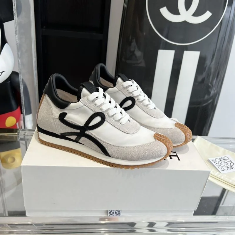 Sleek Loewe Shoes 7799