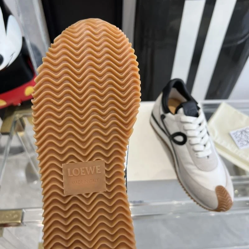 Sleek Loewe Shoes 7799