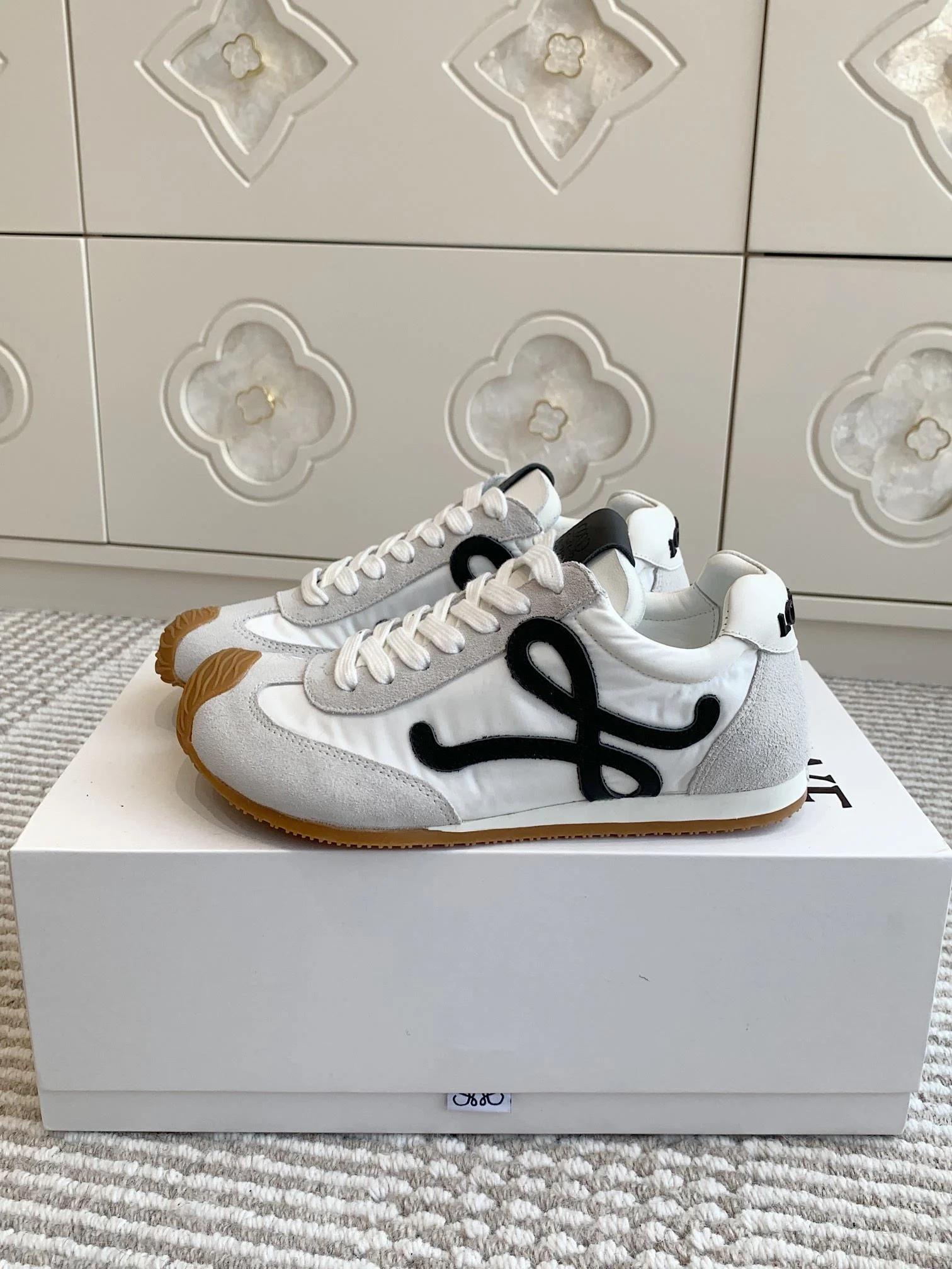 WeatherProof Loewe Shoes 6268