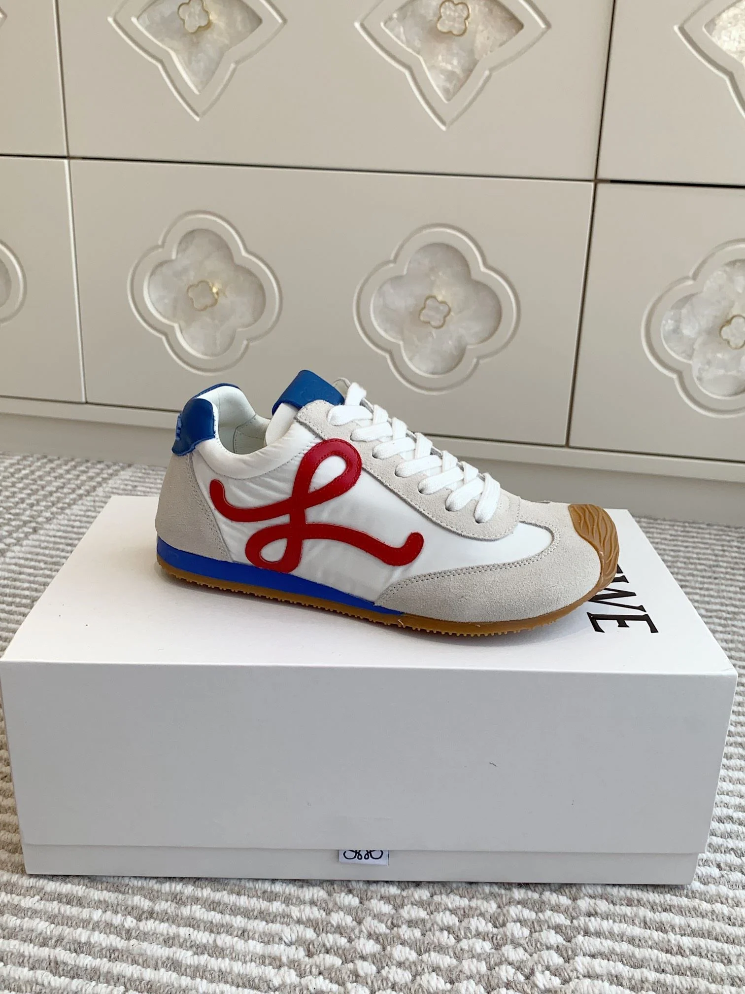 Versatile Loewe Shoes 6275