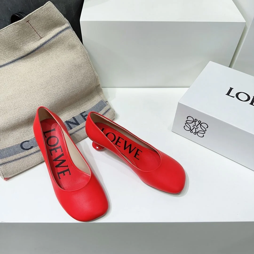 Loewe Shoes Unisex 6237