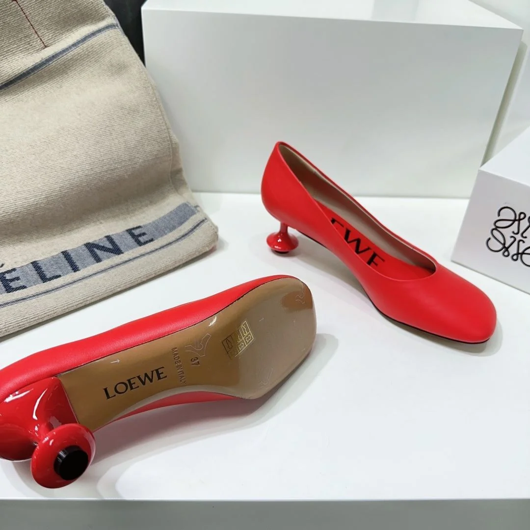 Loewe Shoes Unisex 6237