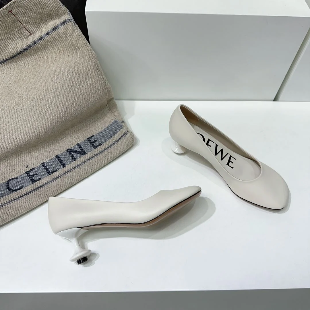 Classic Loewe Shoes 6253