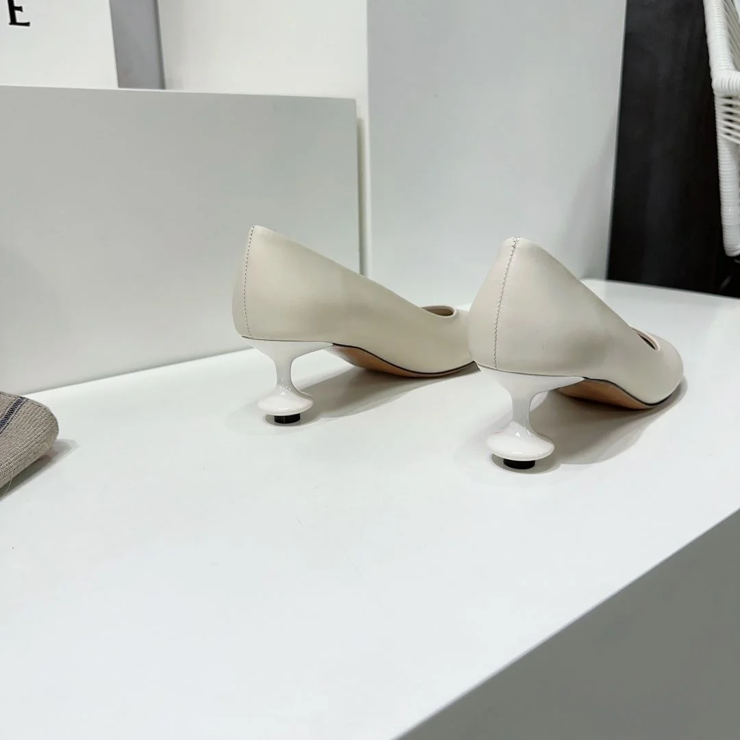 Classic Loewe Shoes 6253