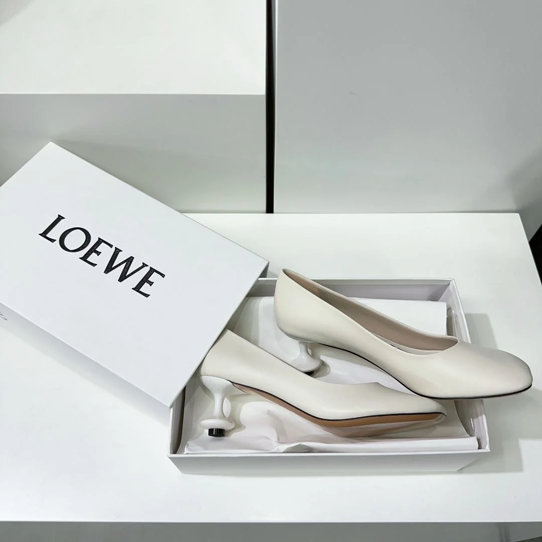 Classic Loewe Shoes 6253