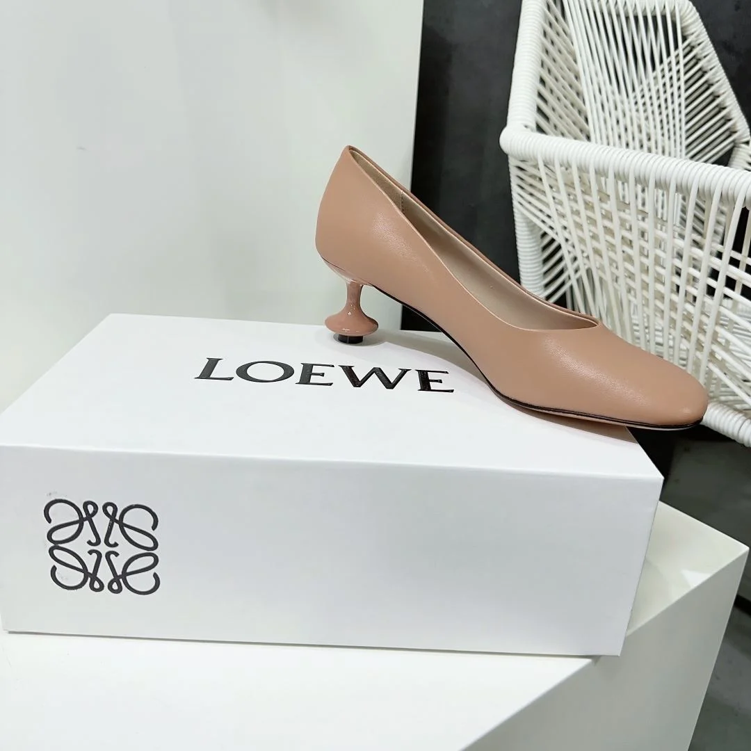 Loewe Shoes Sleek 6279