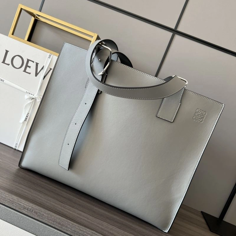 Neat Loewe Shopping Bags 77320
