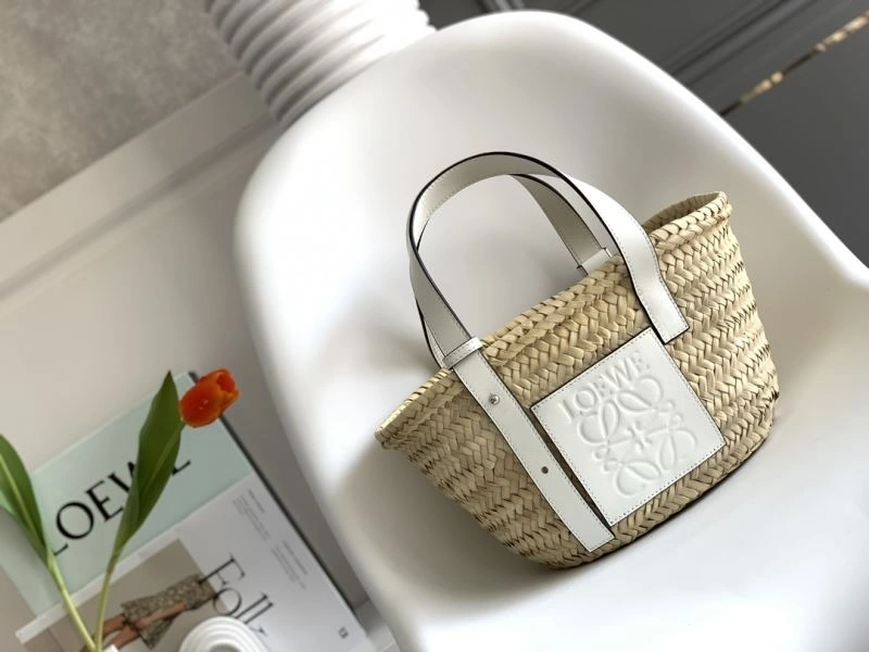 EyeCatching Loewe Shopping Bags 73280