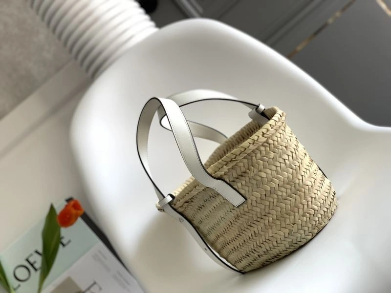 EyeCatching Loewe Shopping Bags 73280