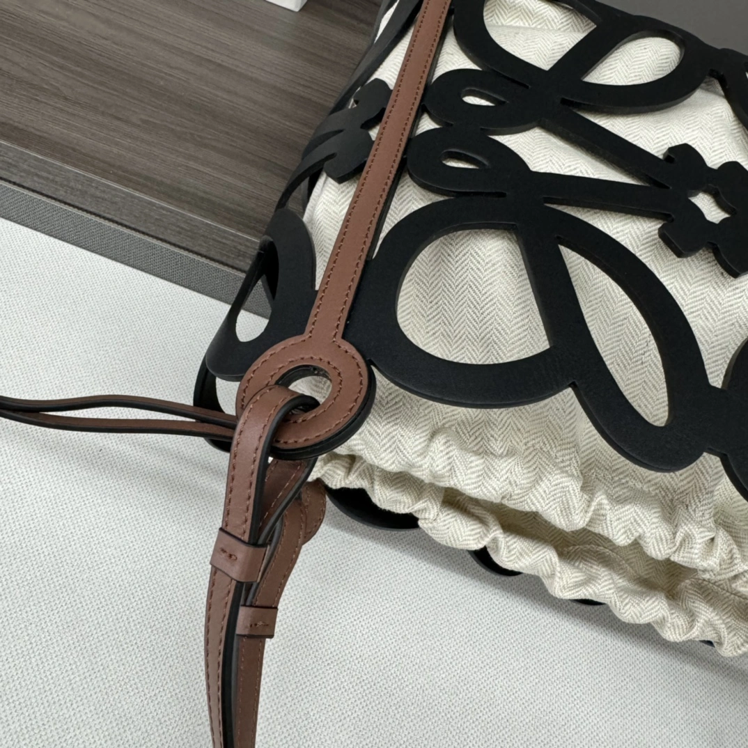 Loewe Shopping Bags Affordable 72191