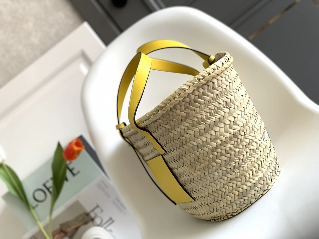 Loewe Shopping Bags Classic 72072