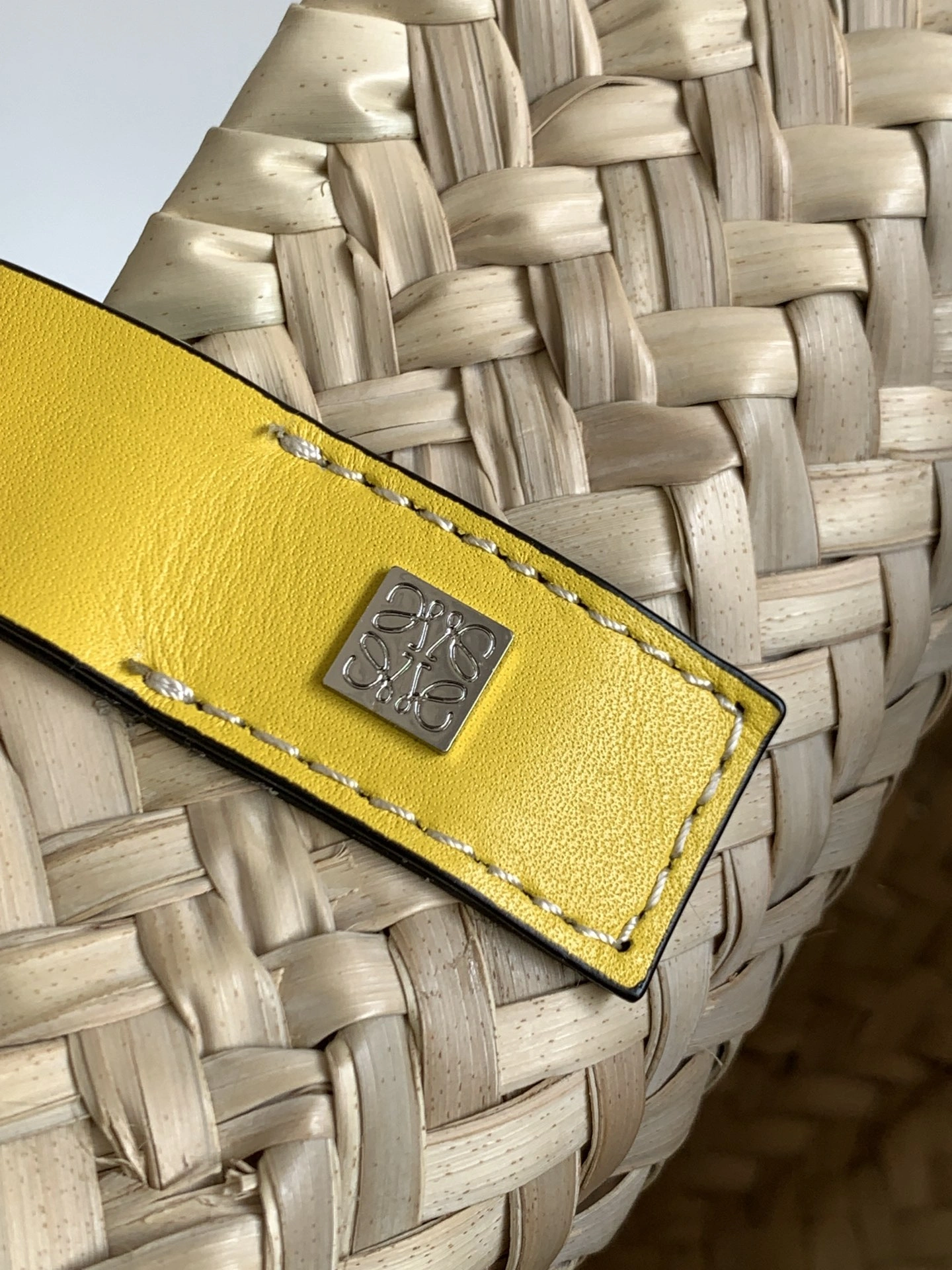 Loewe Shopping Bags Classic 72072