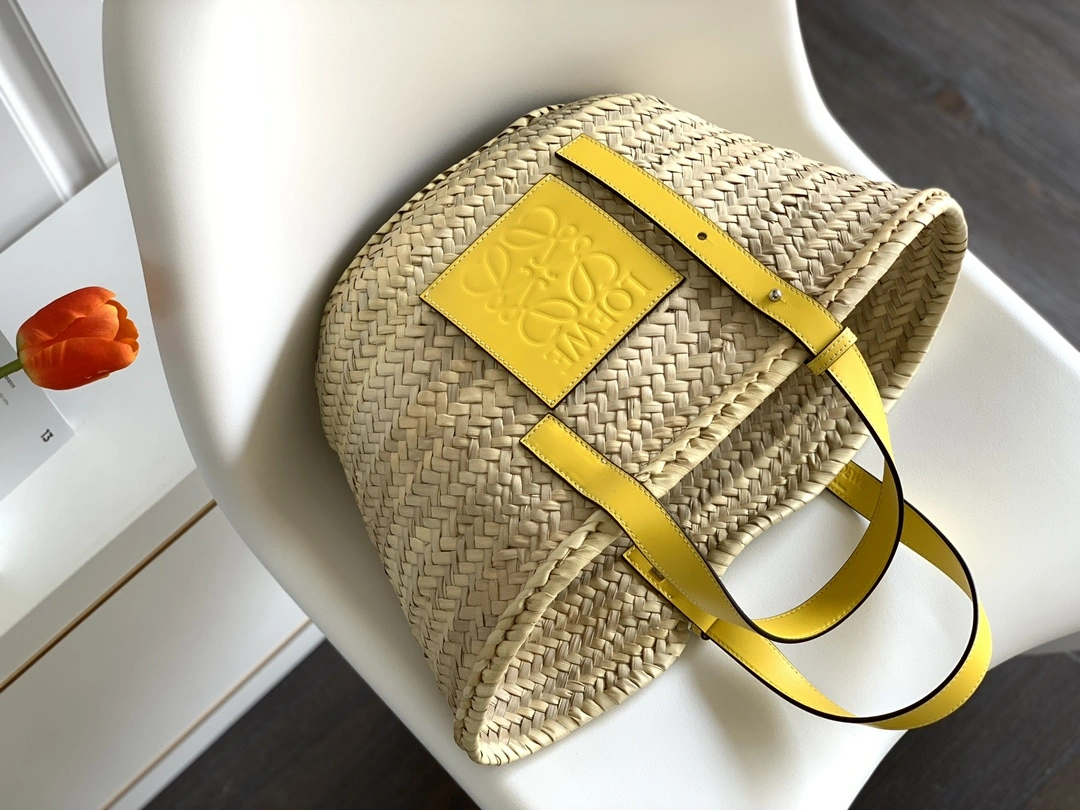 Loewe Shopping Bags Classic 72072