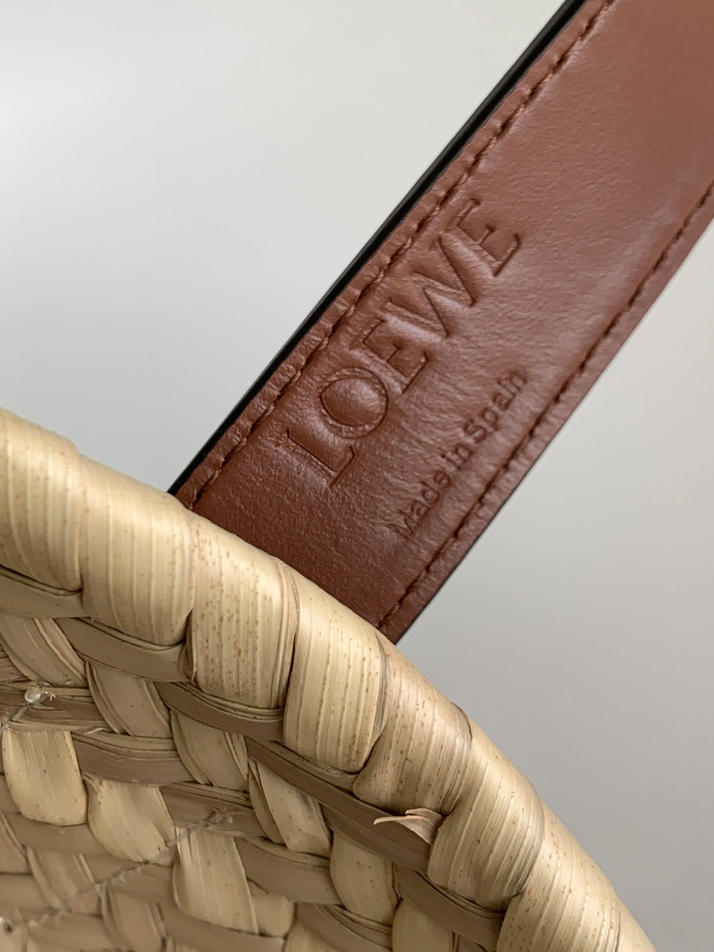 Loewe Shopping Bags Breathable 72111