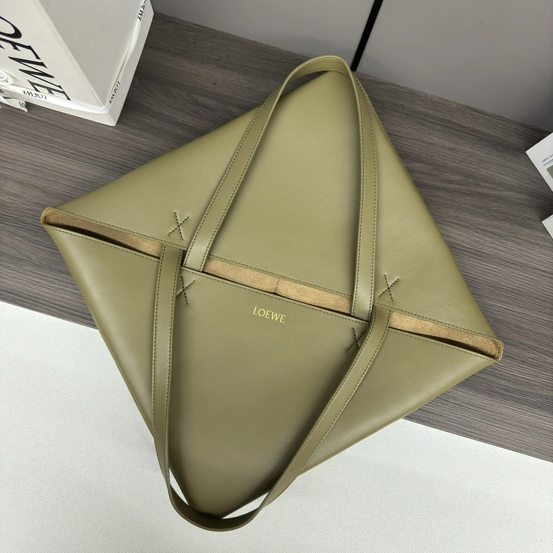 Loewe Shopping Bags Compact 72062