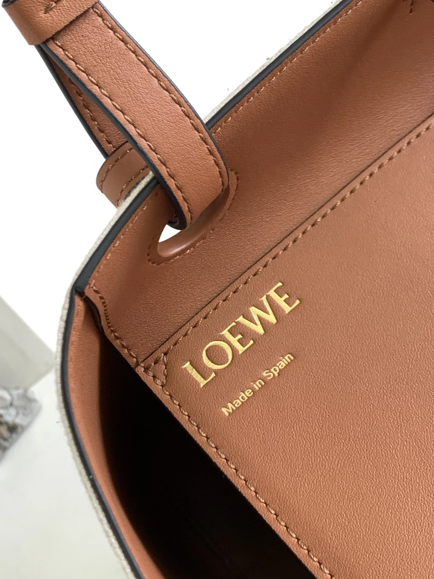 Loewe Shopping Bags Affordable 72065