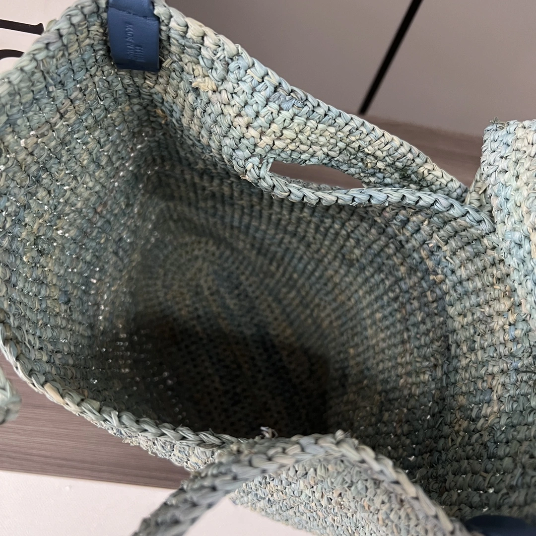 Loewe Shopping Bags Affordable 72054
