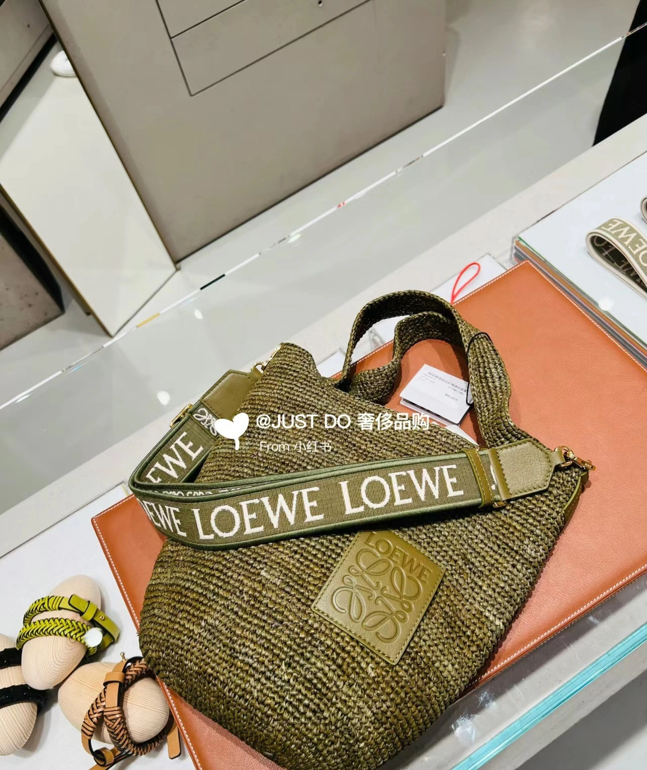 TechFriendly Loewe Shopping Bags 72053