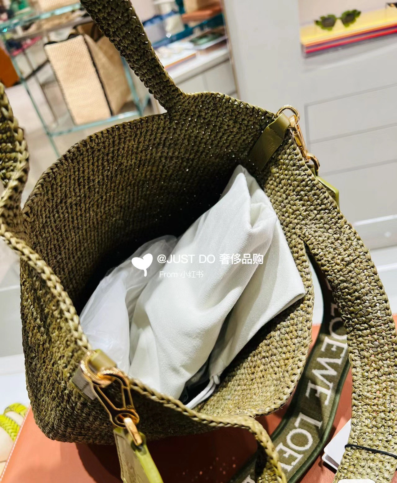 TechFriendly Loewe Shopping Bags 72053