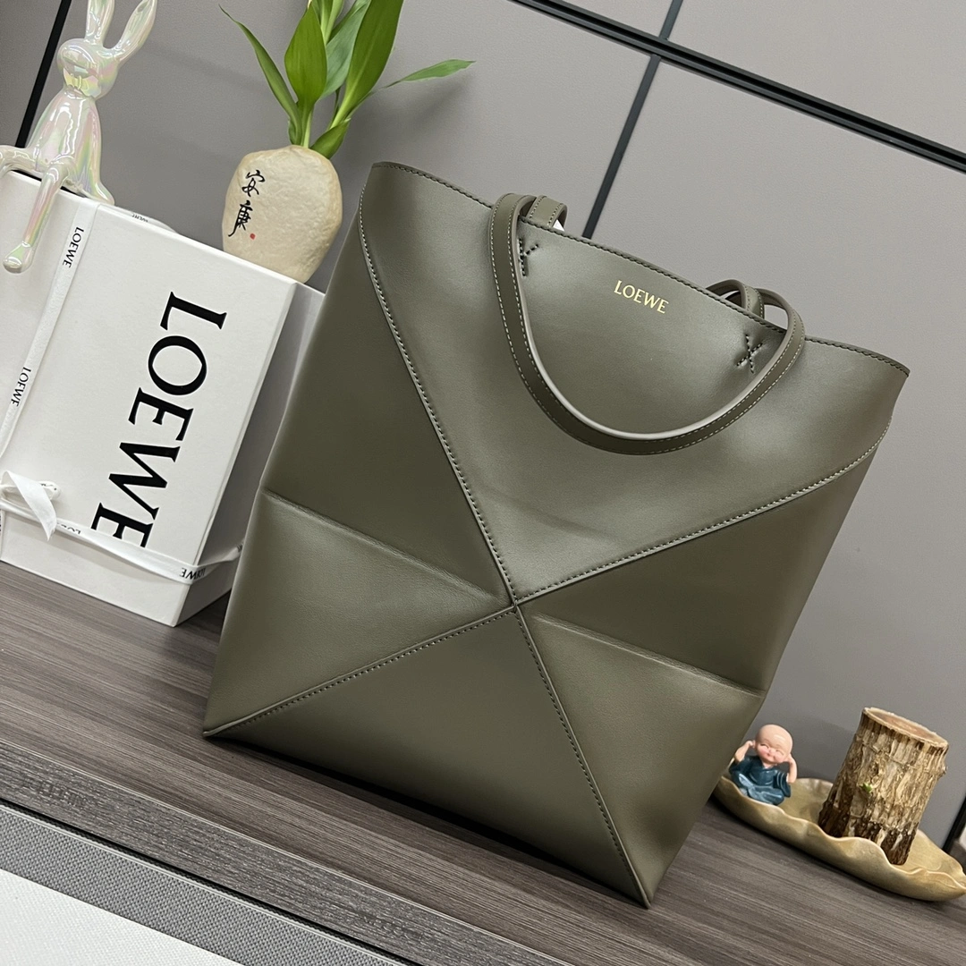 Loewe Shopping Bags Effortless 72043