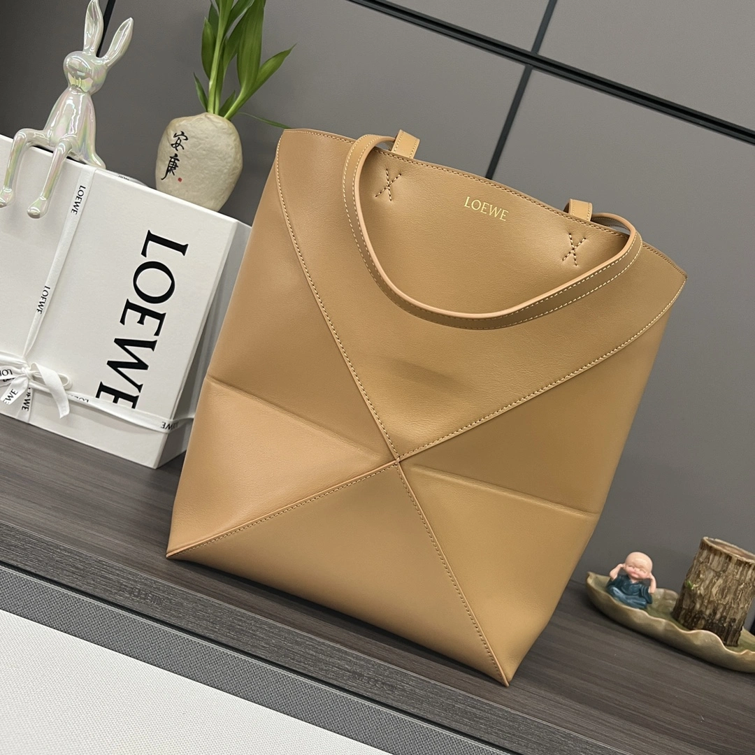 BestValue Loewe Shopping Bags 72036