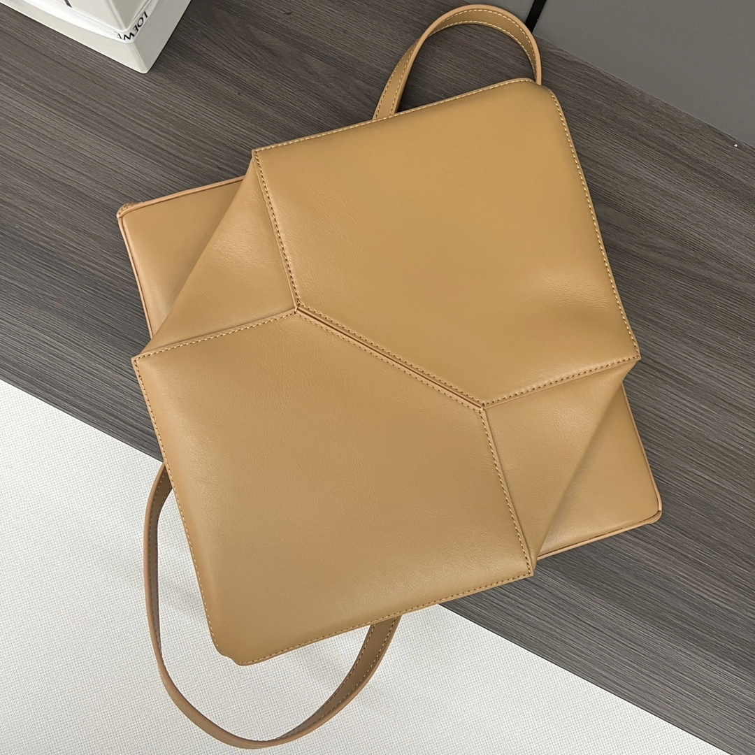 BestValue Loewe Shopping Bags 72036