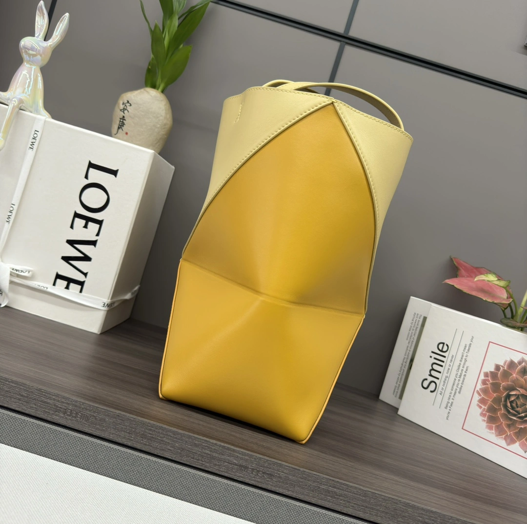 Loewe Shopping Bags Youthful 72041