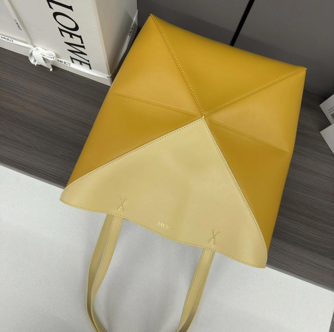 Loewe Shopping Bags Youthful 72041
