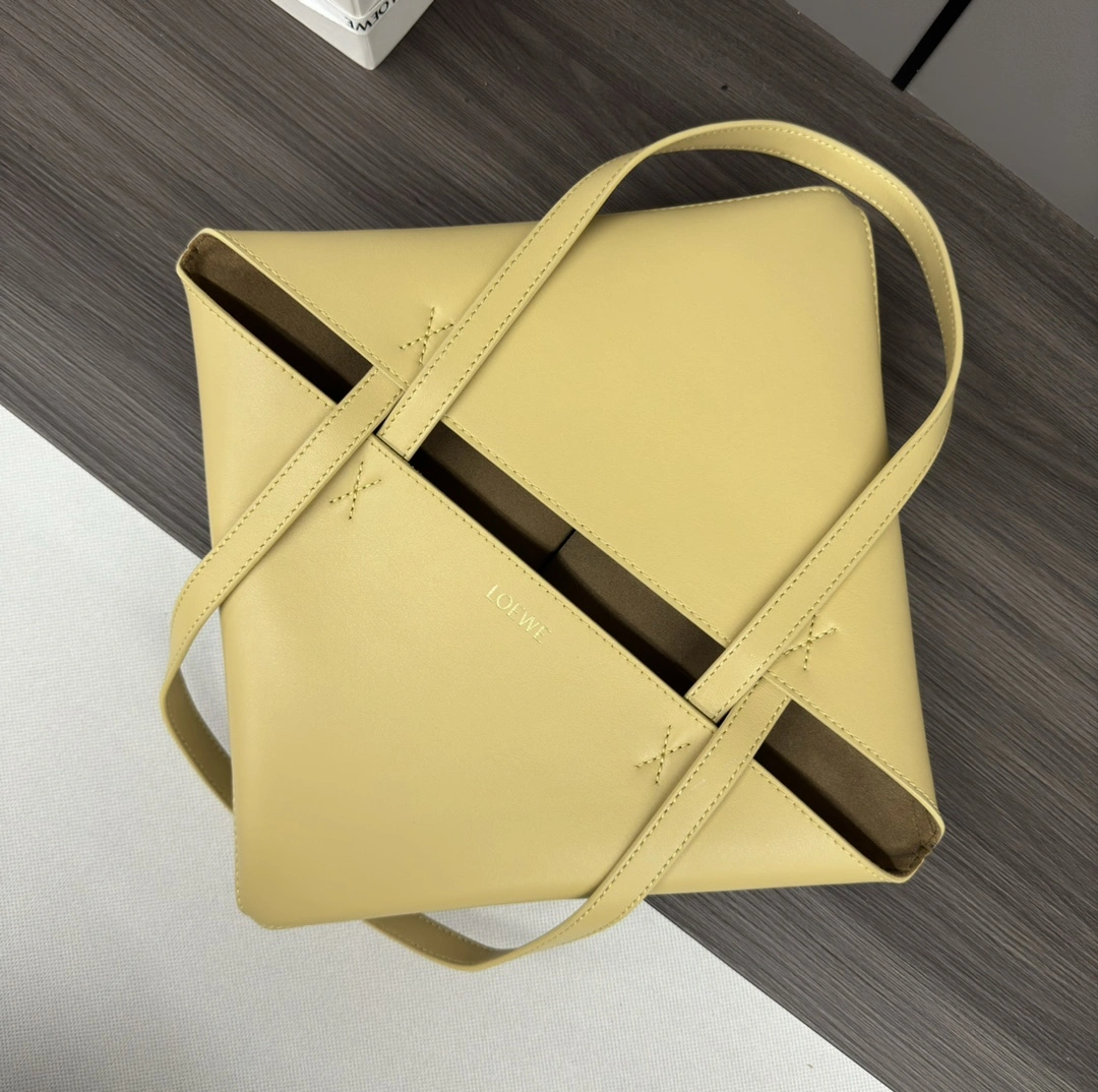 Loewe Shopping Bags Youthful 72041