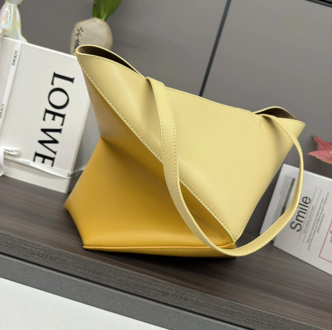 Loewe Shopping Bags Youthful 72041