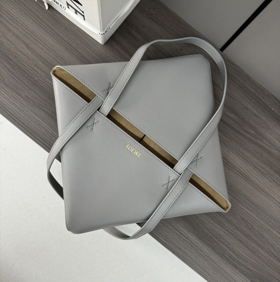 Loewe Shopping Bags TimelessDesign 72119