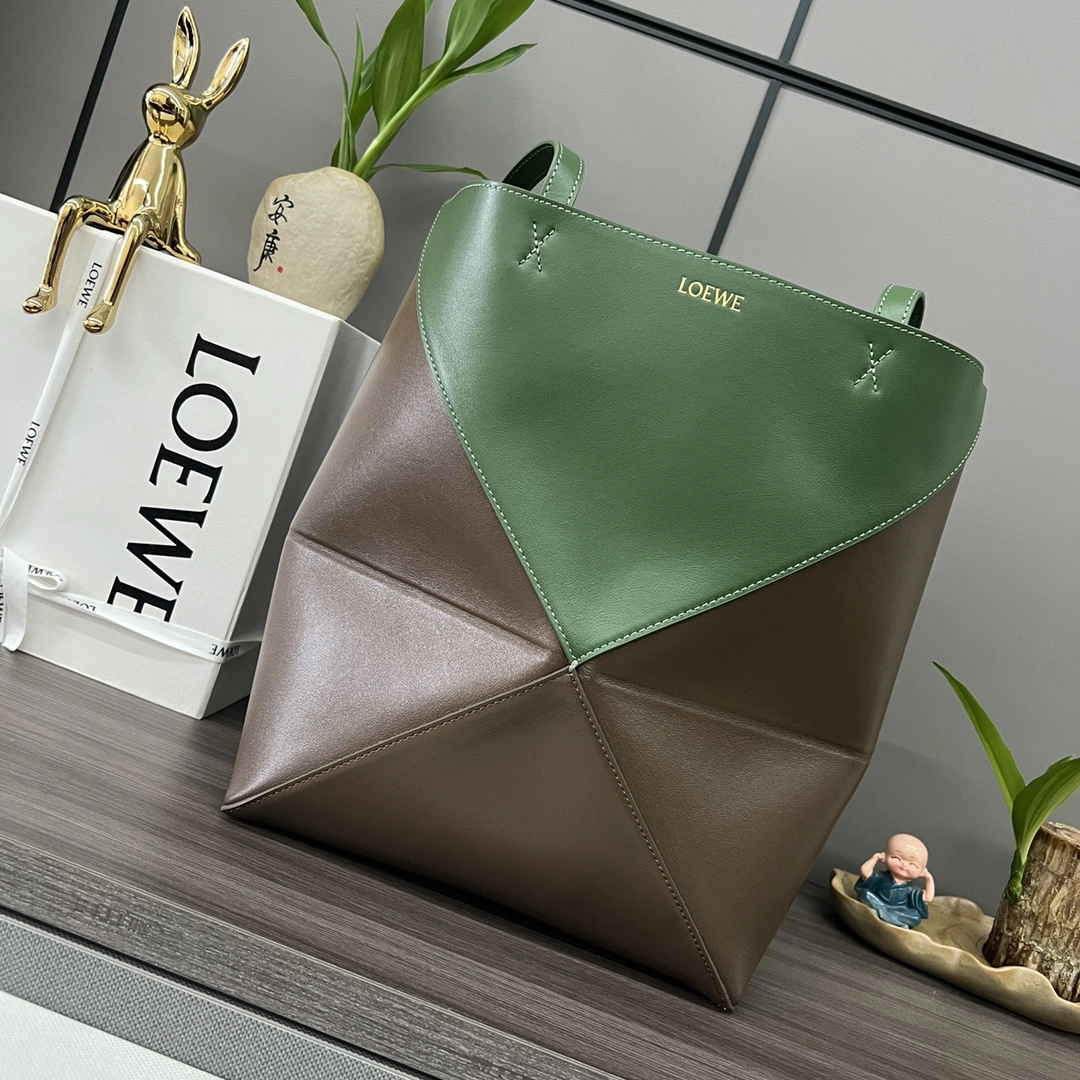 Youthful Loewe Shopping Bags 72030