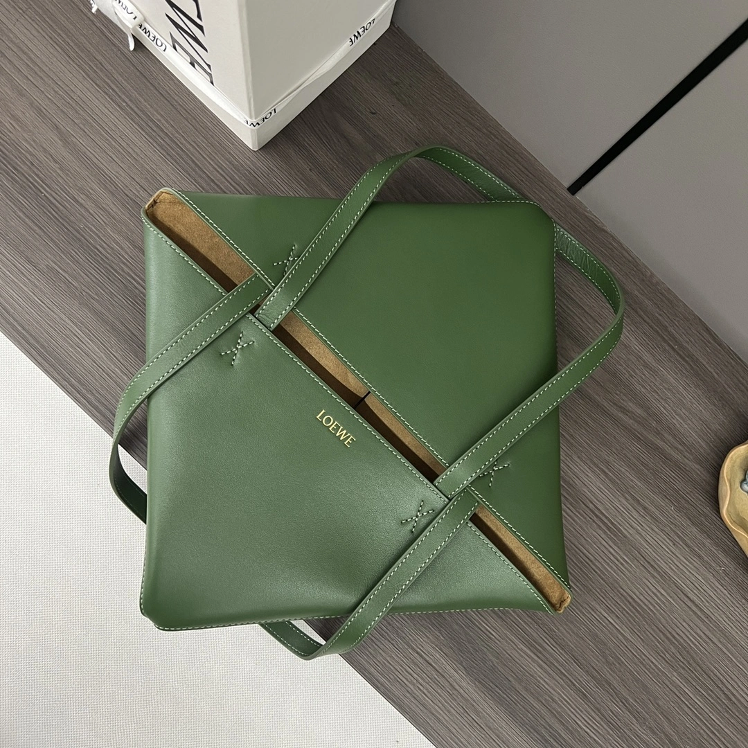 Youthful Loewe Shopping Bags 72030