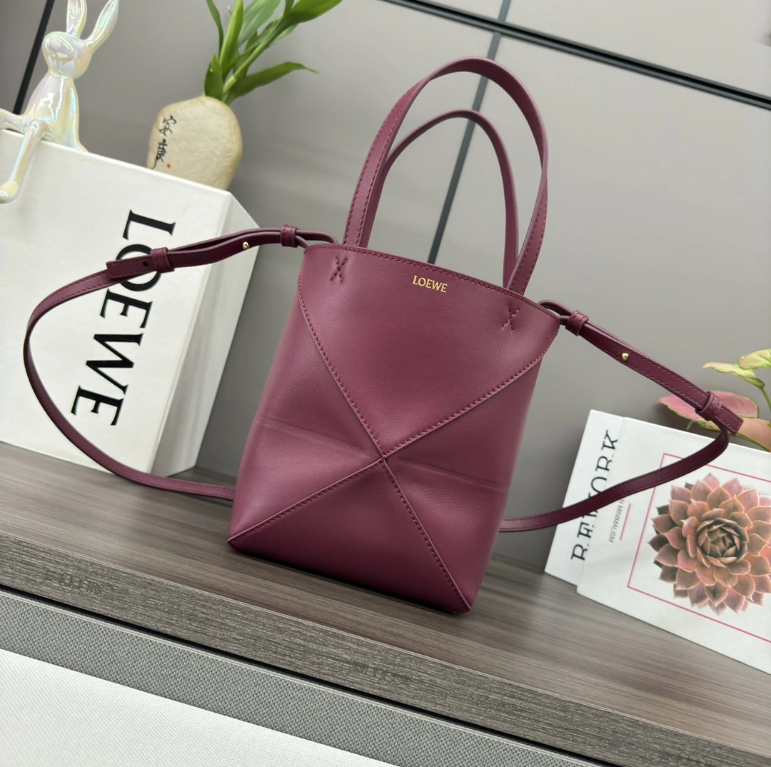 Loewe Shopping Bags Lightweight 72038