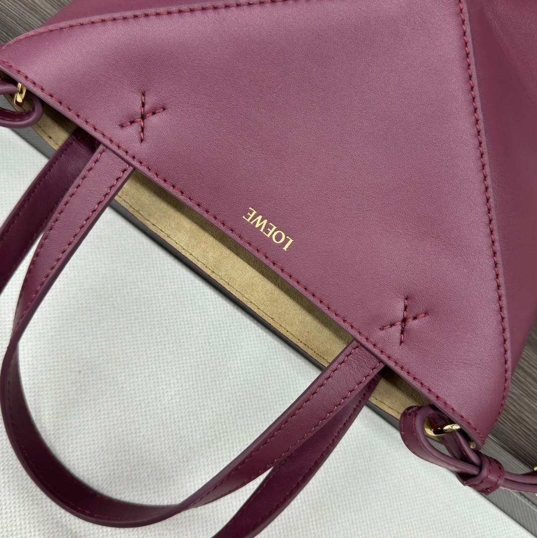 Loewe Shopping Bags Lightweight 72038