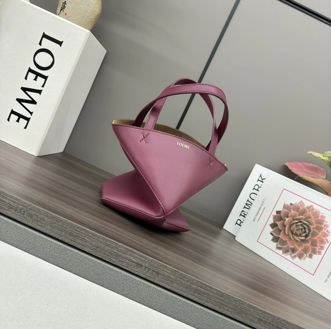 Loewe Shopping Bags Lightweight 72038