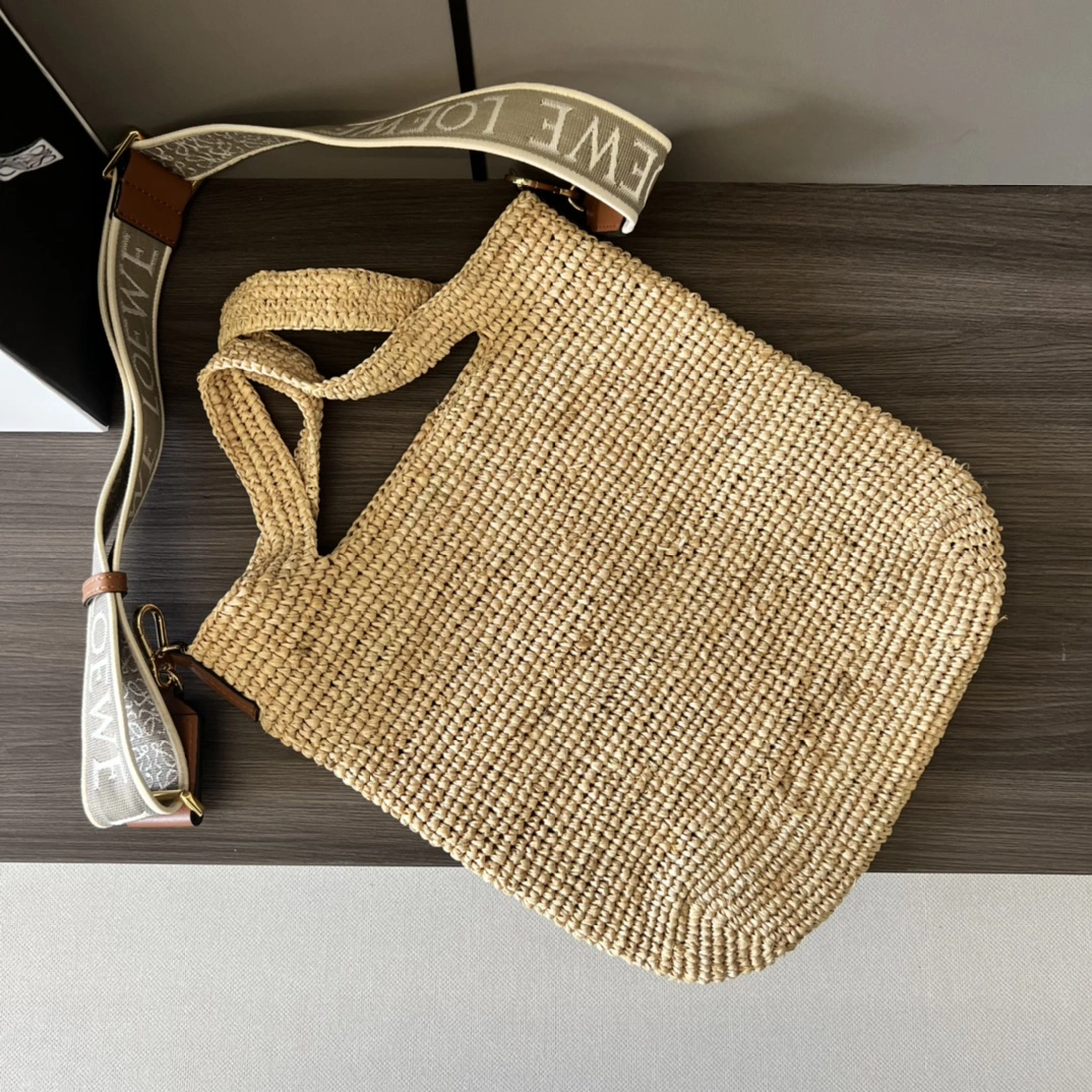 Youthful Loewe Shopping Bags 72077