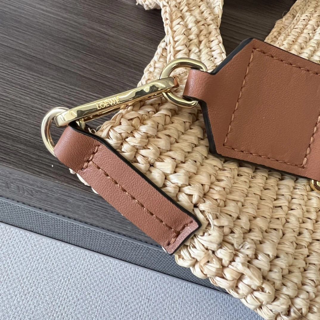 Youthful Loewe Shopping Bags 72077