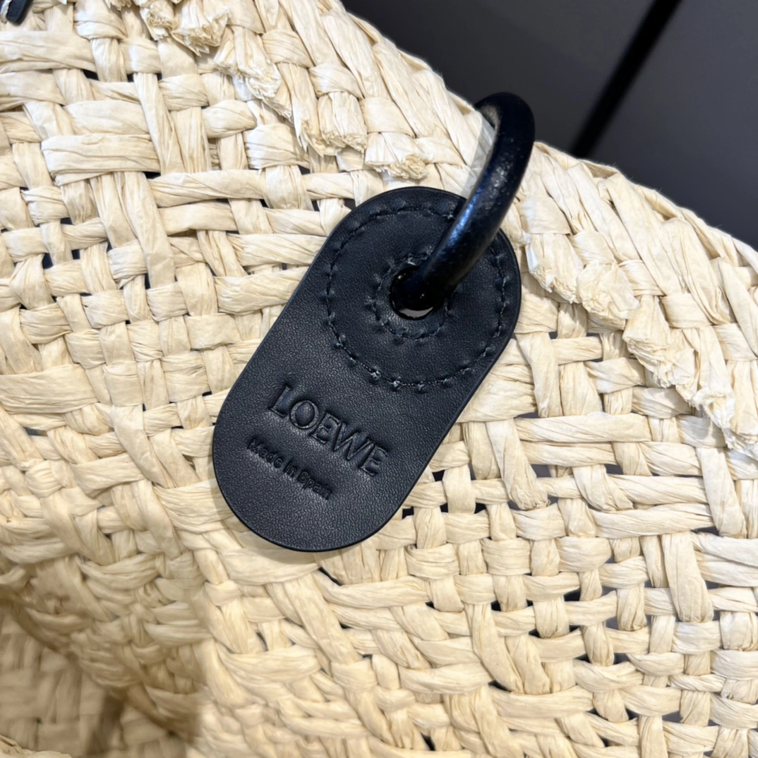 Loewe Shopping Bags Effortless 72032