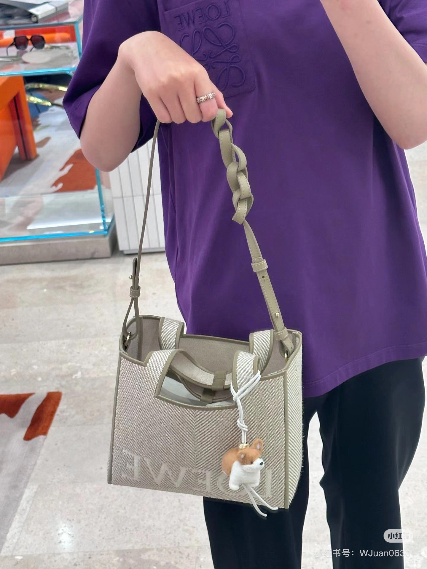 AllSeason Loewe Shopping Bags 67237