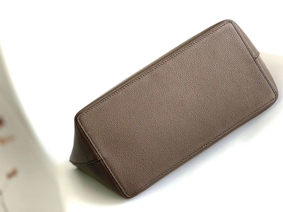 Loewe Shopping Bags Classic 67156